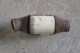 Викуп каталізатора TA9 TOYOTA ROUND SMOOTH Марка автомобіля Toyota     Вставка каталізатора Кераміка Тип палива Бензин