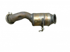 Викуп каталізатора KT 0335 A2044904356 / A2054904600 Eberspächer Марка автомобіля Mercedes Benz Модель автомобіля Mercedes Benz C-Class W204 - 1.8 CGI Рік автомобіля 2016 Вставка каталізатора Кераміка Тип палива Бензин Каталітична марка Eberspächer