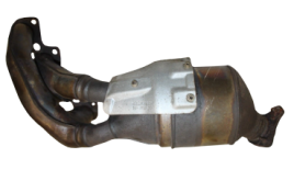 Викуп каталізатора KT 0242 A2711402709 Eberspächer Марка автомобіля Mercedes Benz Модель автомобіля Mercedes Benz CLK-Class Рік автомобіля 2004 Вставка каталізатора Кераміка Тип палива Бензин Каталітична марка Eberspächer