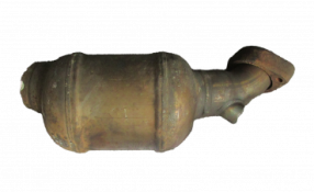 Викуп каталізатора KT 0156 A20349053/5814 Марка автомобіля Mercedes Benz Модель автомобіля Mercedes Benz CLK-Class W209 - 2.6L V6   Вставка каталізатора Кераміка Тип палива Бензин