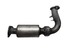 Викуп каталізатора AG91-5G267-AC / KAT 118 Марка автомобіля Land Rover Модель автомобіля Land Rover Freelander 2.2 Рік автомобіля 2014 Вставка каталізатора Кераміка Тип палива Бензин