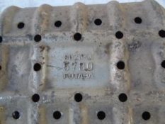 Викуп каталізатора 57B0  Futaba Марка автомобіля Suzuki Модель автомобіля Suzuki Vitara I - 1.6 16V   Вставка каталізатора Кераміка Тип палива Бензин Каталітична марка Futaba