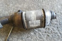 Викуп каталізатора A2204903014  Zeuna Starker Марка автомобіля Mercedes Benz     Вставка каталізатора Кераміка Тип палива Бензин Каталітична марка Zeuna Starker