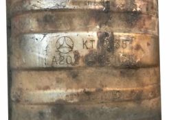 Викуп каталізатора KT 0138 A2024901136 Zeuna Starker Марка автомобіля Mercedes Benz     Вставка каталізатора Кераміка Тип палива Бензин Каталітична марка Zeuna Starker