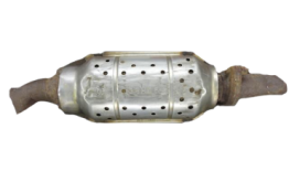 Викуп каталізатора GSH16 Марка автомобіля Hyundai|Kia Модель автомобіля Hyundai Coupe 2.7 V6   Вставка каталізатора Кераміка Тип палива Бензин