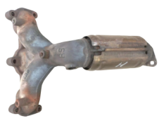 Викуп каталізатора R8II04 Марка автомобіля Hyundai|Kia Модель автомобіля Hyundai Coupe 2.7|Hyundai Santa Fe I - 2.7 V6   Вставка каталізатора Кераміка Тип палива Бензин