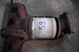 Викуп каталізатора 2D066 M0F Марка автомобіля Volvo     Вставка каталізатора Кераміка Тип палива Бензин