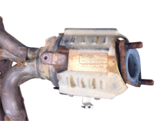 Викуп каталізатора W2BSB2 Марка автомобіля Hyundai|Kia Модель автомобіля Kia Rio II 1.4 16V   Вставка каталізатора Кераміка Тип палива Бензин