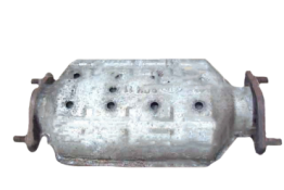 Викуп каталізатора 5DH11 Марка автомобіля Hyundai|Kia Модель автомобіля Kia Sephia 1.6   Вставка каталізатора Кераміка Тип палива Бензин