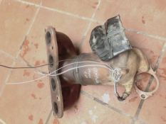 Викуп каталізатора 2EKE0 Марка автомобіля Hyundai|Kia     Вставка каталізатора Кераміка Тип палива Бензин