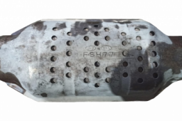 Викуп каталізатора FSH77 Марка автомобіля Hyundai|Kia     Вставка каталізатора Кераміка Тип палива Бензин