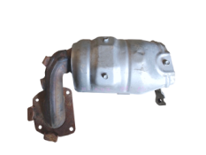 Викуп каталізатора L0P330 FIC L0P330 Марка автомобіля Toyota Модель автомобіля Toyota Highlander   Вставка каталізатора Кераміка Тип палива Бензин