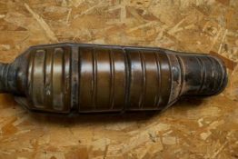 Викуп каталізатора 9470046 Марка автомобіля Volvo     Вставка каталізатора Кераміка Тип палива Бензин