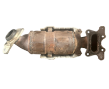 Викуп каталізатора NEW CIVIC JK Марка автомобіля Honda Модель автомобіля Honda Civic   Вставка каталізатора Кераміка Тип палива Бензин