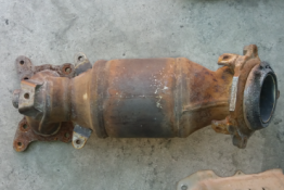 Викуп каталізатора NEW CITY PA Марка автомобіля Honda     Вставка каталізатора Кераміка Тип палива Бензин