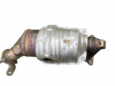 Викуп каталізатора NEW CIVIC E09 Марка автомобіля Honda     Вставка каталізатора Кераміка Тип палива Бензин