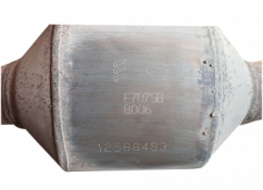 Викуп каталізатора 12588483 Domestic Pre Eberspächer Марка автомобіля General Motors     Вставка каталізатора Кераміка Тип палива Бензин Каталітична марка Eberspächer