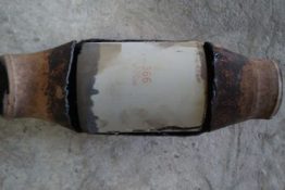 Викуп каталізатора T62 Марка автомобіля Toyota Модель автомобіля Toyota Tundra Рік автомобіля 2016|2017|2018 Вставка каталізатора Кераміка Тип палива Бензин