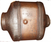 Викуп каталізатора 12613215 3 bolt flange w/nipple on flat side. AC SQUARE Марка автомобіля General Motors     Вставка каталізатора Кераміка Тип палива Бензин