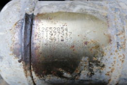 Викуп каталізатора 12652054 Марка автомобіля General Motors     Вставка каталізатора Кераміка Тип палива Бензин