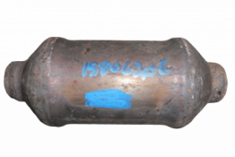 Викуп каталізатора 15806266 Марка автомобіля General Motors     Вставка каталізатора Кераміка Тип палива Бензин