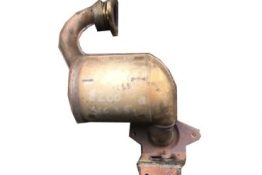 Викуп каталізатора 8200507022B H8200366351  Eberspächer Марка автомобіля Renault Модель автомобіля Renault Scenic II - 2.0 DCi   Вставка каталізатора Кераміка Тип палива Бензин Каталітична марка Eberspächer