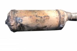 Викуп каталізатора C 72 7700417754 Марка автомобіля Renault Модель автомобіля Renault Clio II - 1.2 16v   Вставка каталізатора Кераміка Тип палива Бензин