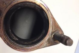 Викуп каталізатора 2MC4T Марка автомобіля Hyundai|Kia Модель автомобіля Hyundai Accent 1.6   Вставка каталізатора Кераміка Тип палива Бензин