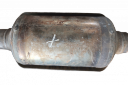 Викуп каталізатора 94710698 901310156 Марка автомобіля General Motors     Вставка каталізатора Кераміка Тип палива Бензин