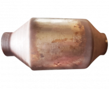 Викуп каталізатора DS78-5F297-FB  FoMoCo Марка автомобіля Ford Модель автомобіля Ford Fusion Hybrid 2.5 Рік автомобіля 2018 Вставка каталізатора Кераміка Тип палива Бензин Каталітична марка FoMoCo