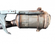 Викуп каталізатора 5M51-5F297-DA 5M51-5E211-BE  FoMoCo Марка автомобіля Ford     Вставка каталізатора Кераміка Тип палива Бензин Каталітична марка FoMoCo