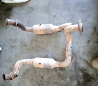 Викуп каталізатора LC34-5F250-AB  FoMoCo Марка автомобіля Ford     Вставка каталізатора Кераміка Тип палива Бензин Каталітична марка FoMoCo