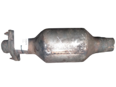 Викуп каталізатора DS71-5F297-AC Марка автомобіля Ford Модель автомобіля Ford Mondeo 1.6 Рік автомобіля 2015 Вставка каталізатора Кераміка Тип палива Бензин