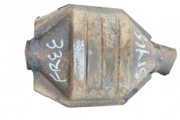 Викуп каталізатора 5F93-5E212-BG Марка автомобіля Ford   Рік автомобіля 2006 Вставка каталізатора Кераміка Тип палива Бензин