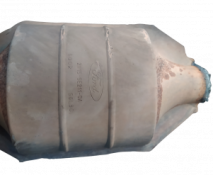 Викуп каталізатора 2N15-5E211-DA Марка автомобіля Ford Модель автомобіля Ford EcoSport 2.0 Рік автомобіля 2005 Вставка каталізатора Кераміка Тип палива Бензин