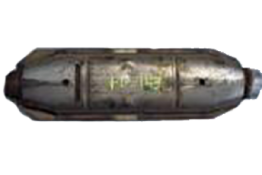 Викуп каталізатора 3R33 4R33 Built Half in behind side Марка автомобіля Ford   Рік автомобіля 2003|2004 Вставка каталізатора Кераміка Тип палива Бензин