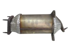 Викуп каталізатора 1S71-5E212-HE 1217178 Марка автомобіля Ford Модель автомобіля Ford Mondeo III - 2.0 III - 2.0 TDDi Рік автомобіля 2002|2003|2004 Вставка каталізатора Кераміка Тип палива Бензин