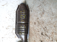 Викуп каталізатора 2L34 5G218 FB (REAR) TER Марка автомобіля Ford Модель автомобіля Ford F150 5.4L V8 Рік автомобіля 2002 Вставка каталізатора Кераміка Тип палива Бензин