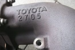 Викуп каталізатора 2705 AT6 Марка автомобіля Toyota Модель автомобіля Toyota Corolla Verso 2.0 (E12)|Toyota Corolla E12 2.0 D4D (66kw / 90hp) Рік автомобіля 2001 Вставка каталізатора Кераміка Тип палива Бензин