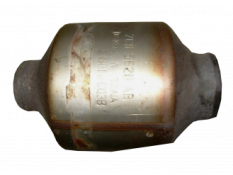 Викуп каталізатора 2C11-5E211-AB 20B04BA / T2A1A / 001 C038 Марка автомобіля Ford Модель автомобіля Ford Transit 2.0 TDDi Рік автомобіля 2002 Вставка каталізатора Кераміка Тип палива Бензин