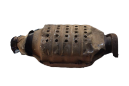 Викуп каталізатора E06 Марка автомобіля Toyota     Вставка каталізатора Кераміка Тип палива Бензин