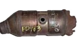 Викуп каталізатора 8S43 Manifold Mount - 02 in center. S Ford w/ 3 02 's (NO air) Марка автомобіля Ford Модель автомобіля Ford Focus   Вставка каталізатора Кераміка Тип палива Бензин