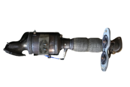 Викуп каталізатора BV61-5E211-EK T2A1A Марка автомобіля Ford Модель автомобіля Ford Focus   Вставка каталізатора Кераміка Тип палива Бензин