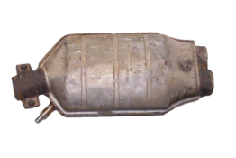 Викуп каталізатора 0148662 2237165001 / 4765 4552402900 Zeuna Starker Марка автомобіля Volvo     Вставка каталізатора Кераміка Тип палива Бензин Каталітична марка Zeuna Starker