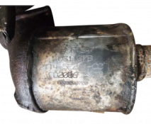 Викуп каталізатора 2T14-5E211-CC 3T14-5F297-BA 031216A/DSC5A Марка автомобіля Ford Модель автомобіля Ford Transit Connect 1.8D (66 kw)   Вставка каталізатора Кераміка Тип палива Бензин