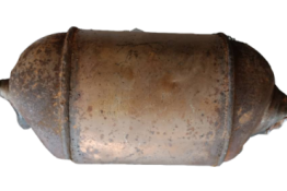 Викуп каталізатора 2013873 Марка автомобіля Ford     Вставка каталізатора Кераміка Тип палива Бензин