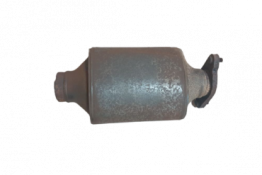 Викуп каталізатора 2S71-5E211-EA 1337220 Марка автомобіля Ford     Вставка каталізатора Кераміка Тип палива Бензин