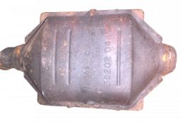 Викуп каталізатора 35202 0489 N M1 CA / Aftermarket Марка автомобіля Ford     Вставка каталізатора Кераміка Тип палива Бензин