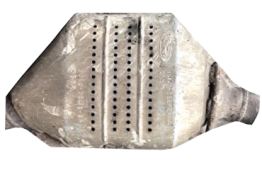 Викуп каталізатора 88AB-5E242-AA 88AB-5E242-BA Марка автомобіля Ford     Вставка каталізатора Кераміка Тип палива Бензин