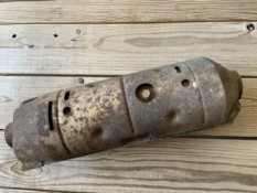 Викуп каталізатора 8C34 BC SOY Марка автомобіля Ford     Вставка каталізатора Кераміка Тип палива Бензин